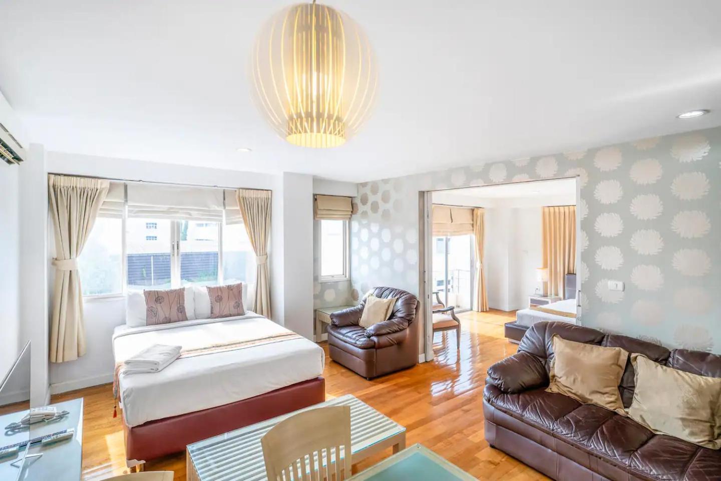 Nara Suite Residence Банкок Екстериор снимка